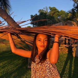 Meet your Posher, Edith